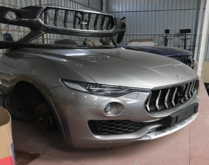Maserati Levante body parts