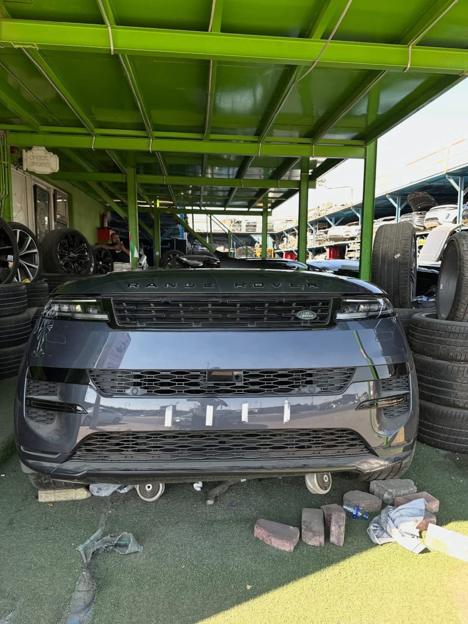 Range Rover & Land Rover Used OEM Body Parts