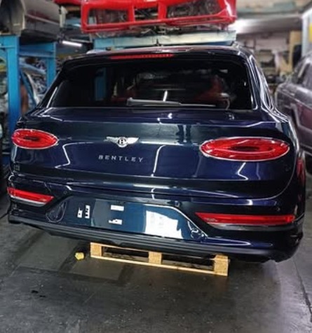 Bentley Bentayga used body parts