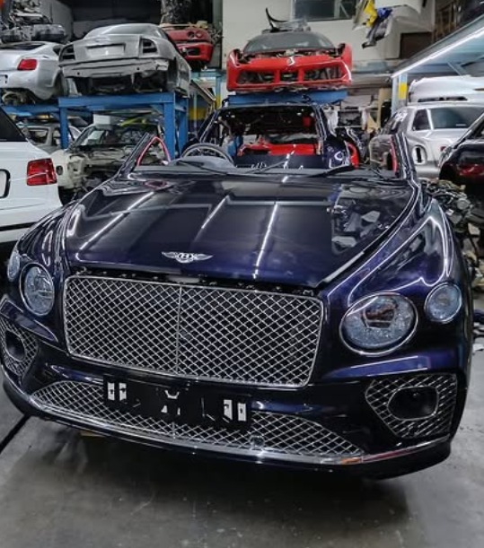 Used Bentley Bentayga body parts 2019